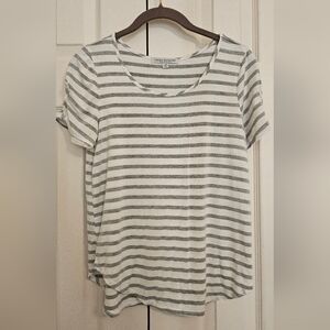 GREEN ENVELOPE Striped Gray/White Shirt. Womens XS